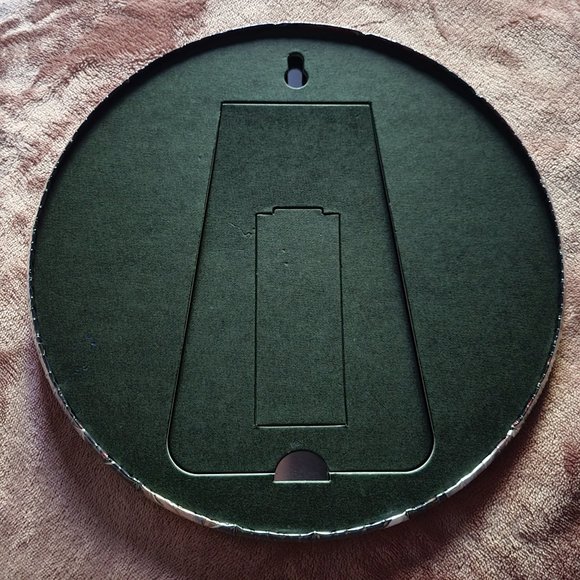 Hakuoki Saito Hajime & Kazama Chikage Circular Display Stand or Hang Decor - Picture 5 of 6